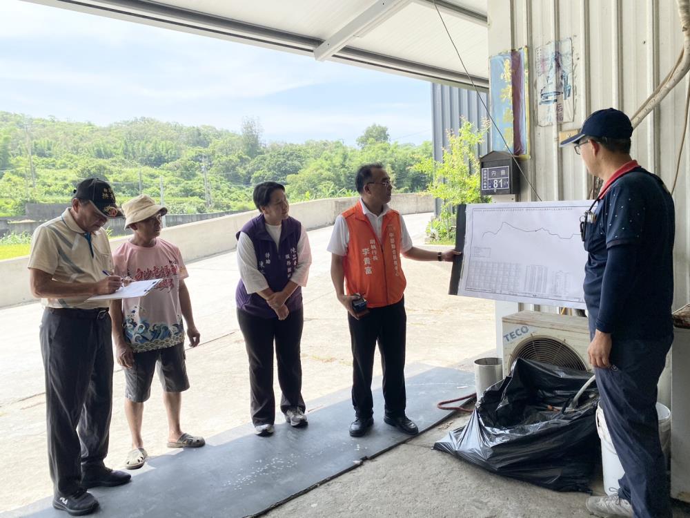 2026年6月23日李貴富副執行長出席農村水保署「苗栗縣通霄鎮內島里至新埔里間農路改善工程」設計說明會，共2張圖片