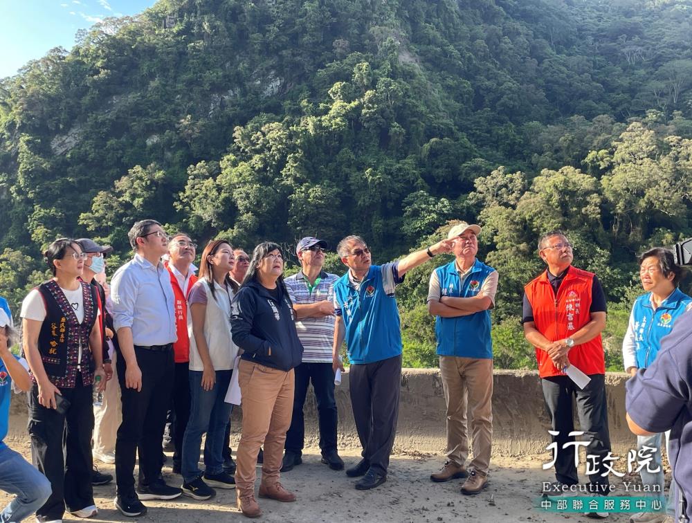 2026年7月20日李貴富副執行長出席苗栗縣苗62線災害復建及道路改善工程案說明會暨現勘c，共4張圖片